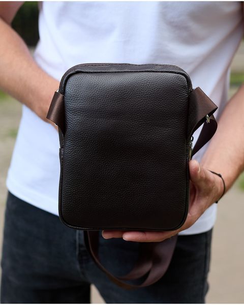 Сумка через плечо мужская кожаная Melnik Bags АР60-4567 Коричневая 22х17х4.5 см барсетка АР60-4567 фото