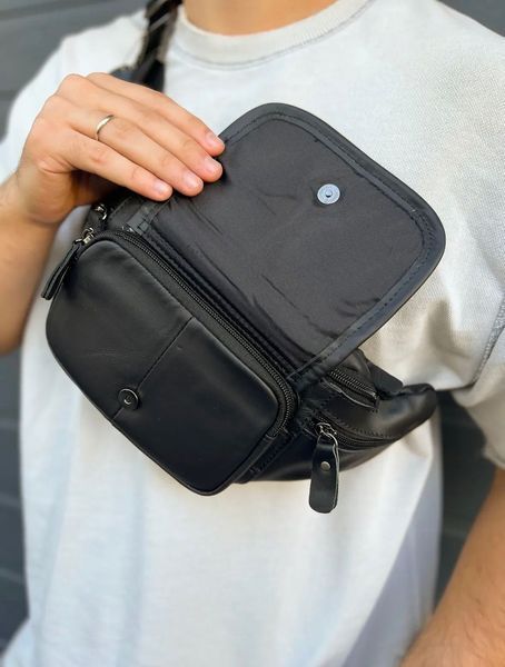 Чорна чоловіча бананка з клапаном із натуральної гладкої шкіри Melnik Bags 17051973 &mdash; поясна сумка 17051973 фото