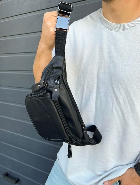 Чорна чоловіча бананка з клапаном із натуральної гладкої шкіри Melnik Bags 17051973 &mdash; поясна сумка 17051973 фото