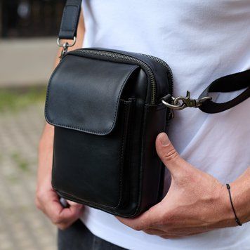 Сумка через плечо мужская кожаная Melnik Bags АЕ94-9998 Черная 22х16х8 см барсетка с клапаном АЕ94-9998 фото